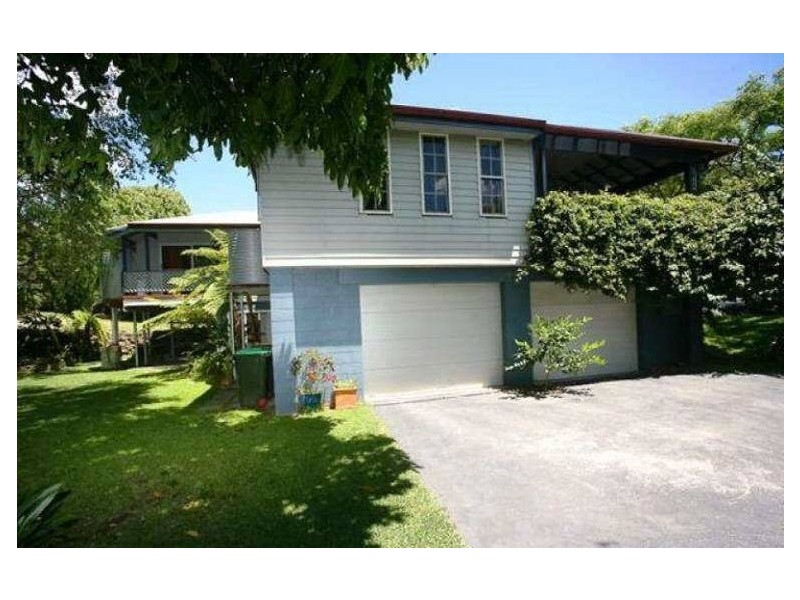 2 The Grove, Austinmer NSW 2515