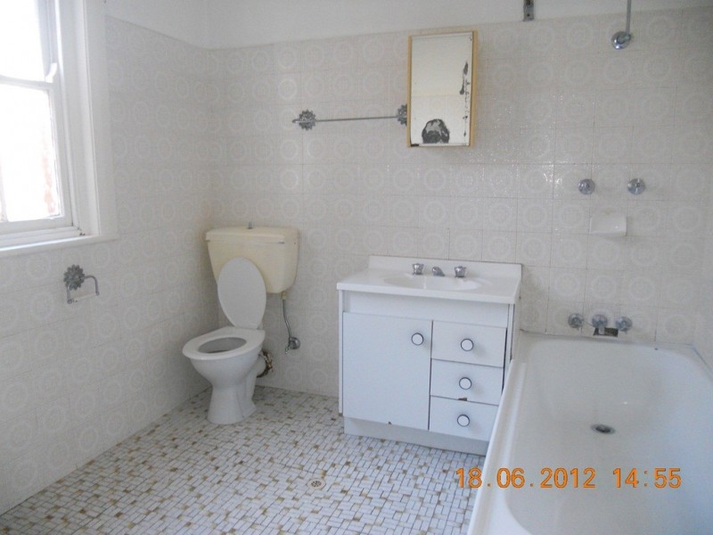 1/114 Summer Steet, Orange NSW 2800