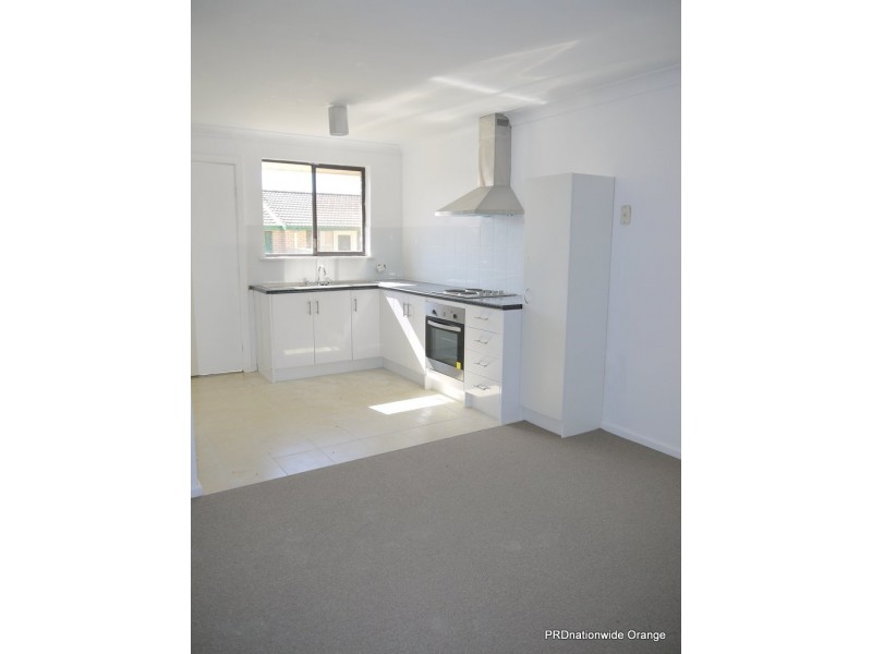 2/23-29 Wakeford St, Orange NSW 2800