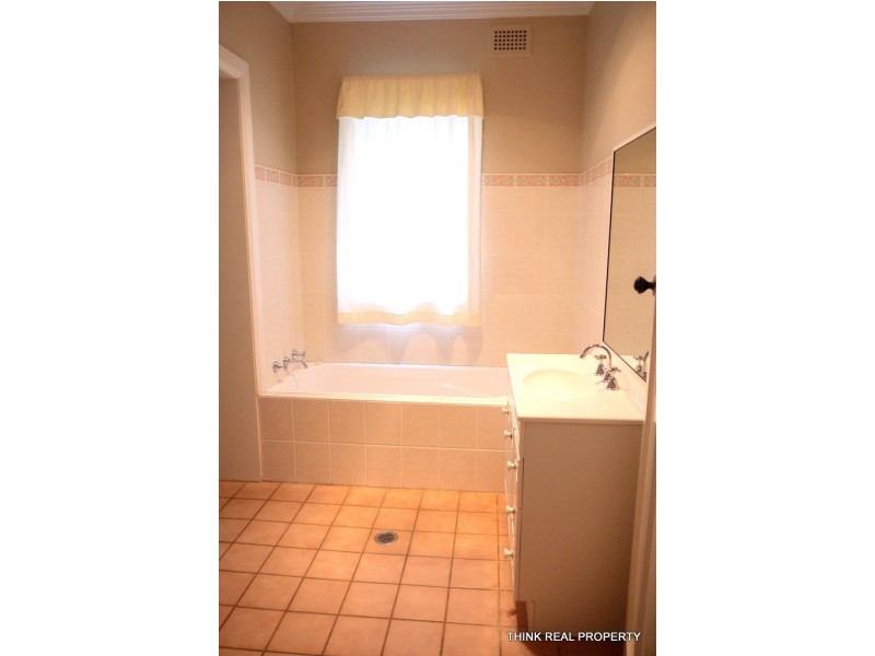 340 Anson St, Orange NSW 2800