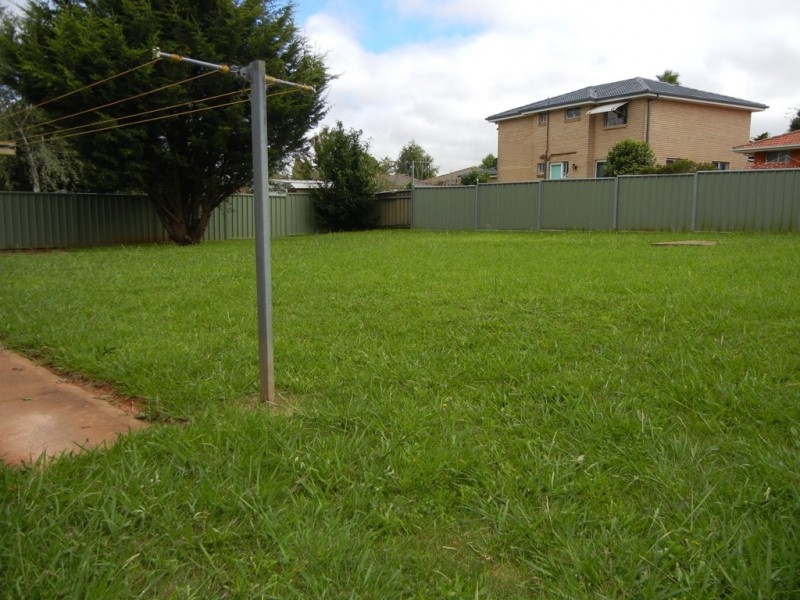 13 Matthews Avenue, Orange NSW 2800