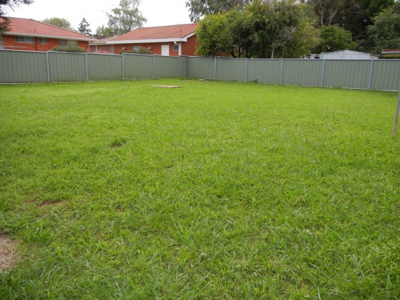 13 Matthews Avenue, Orange NSW 2800