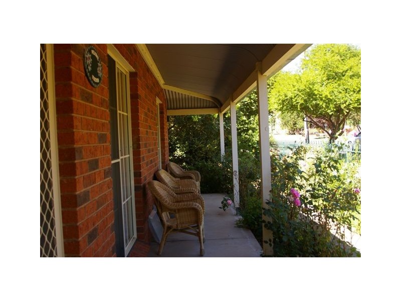 11 Naylor Street, Carcoar NSW 2791