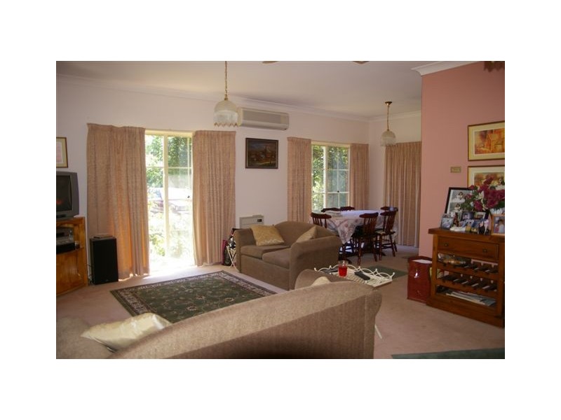 11 Naylor Street, Carcoar NSW 2791