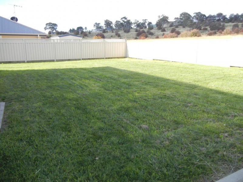 16 Winter Street, Orange NSW 2800