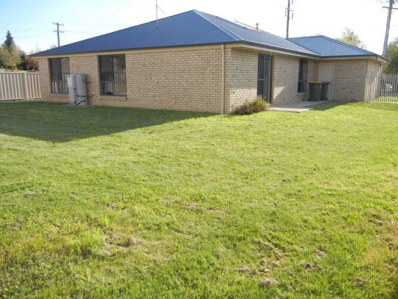 16 Winter Street, Orange NSW 2800