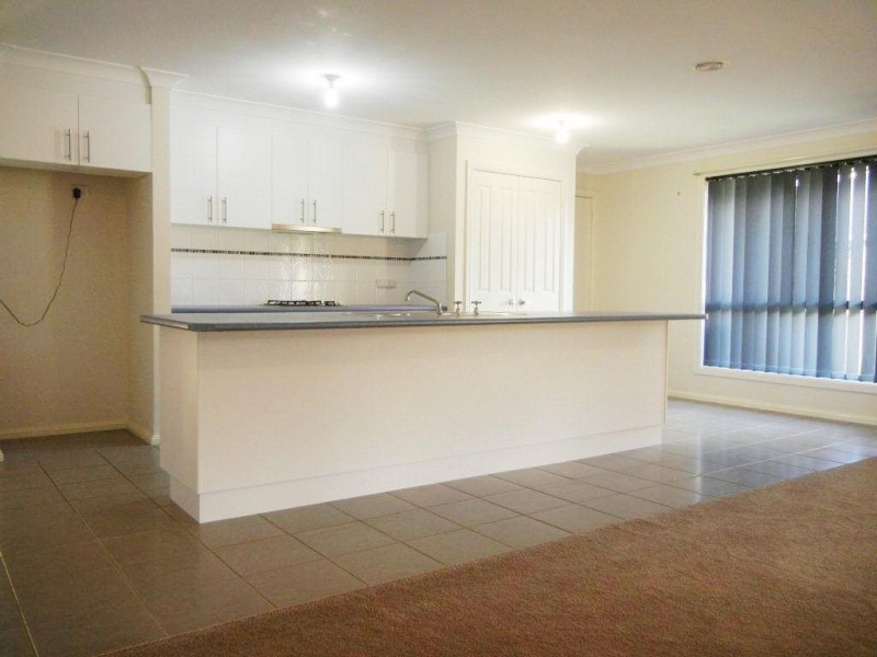 16 Winter Street, Orange NSW 2800