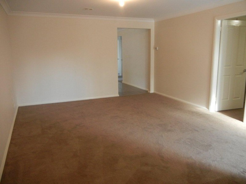 16 Winter Street, Orange NSW 2800