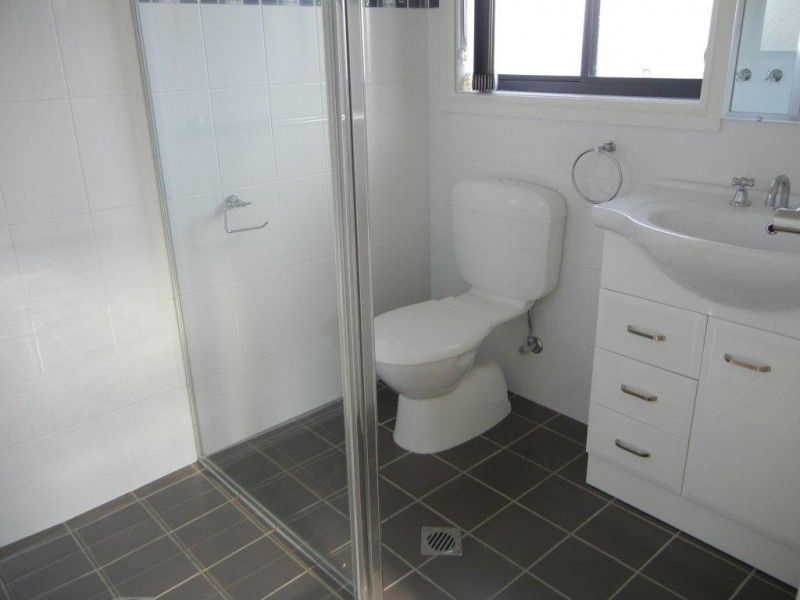 16 Winter Street, Orange NSW 2800