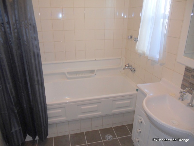 107 Autumn Street, Orange NSW 2800