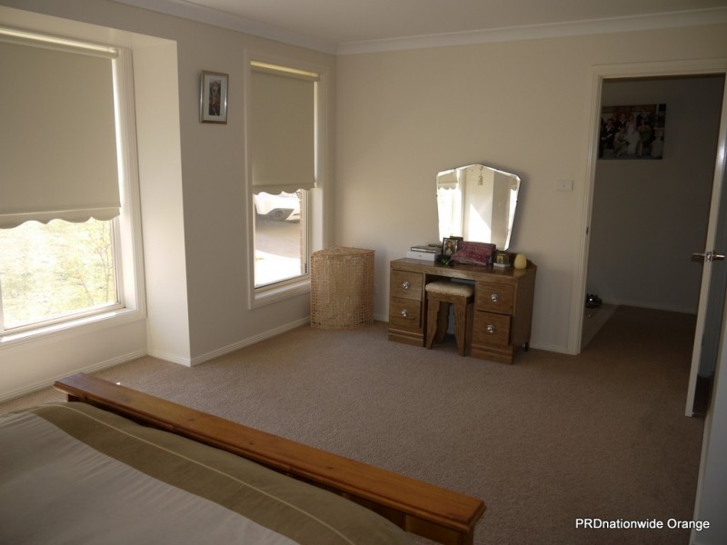 5 Fahy Crescent, Orange NSW 2800