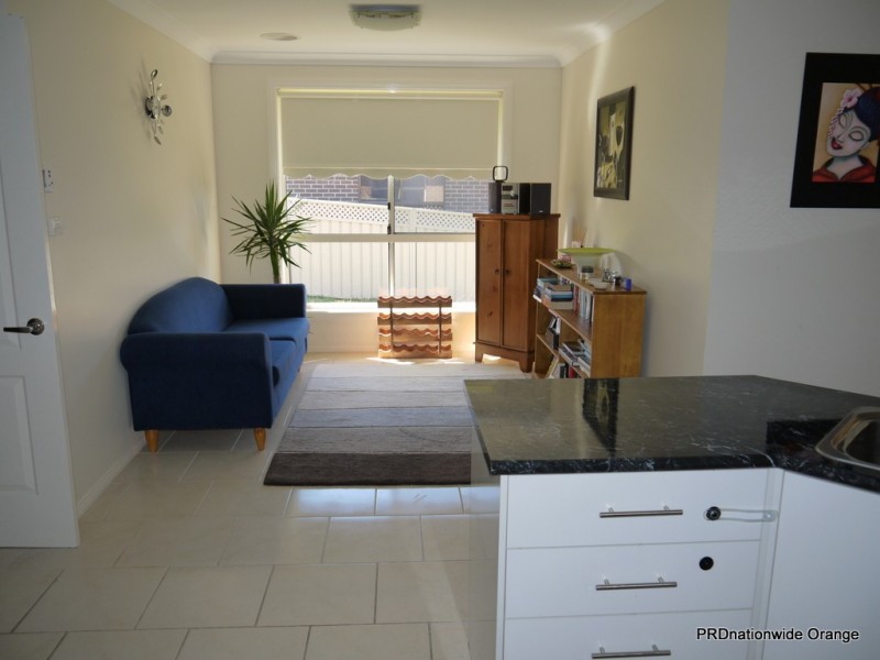 5 Fahy Crescent, Orange NSW 2800