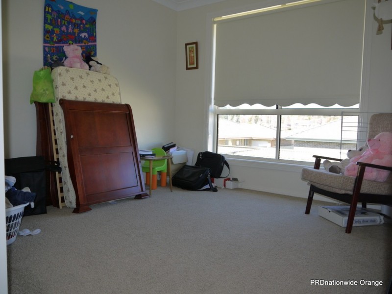 5 Fahy Crescent, Orange NSW 2800