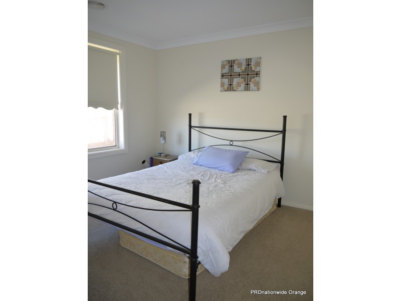 5 Fahy Crescent, Orange NSW 2800