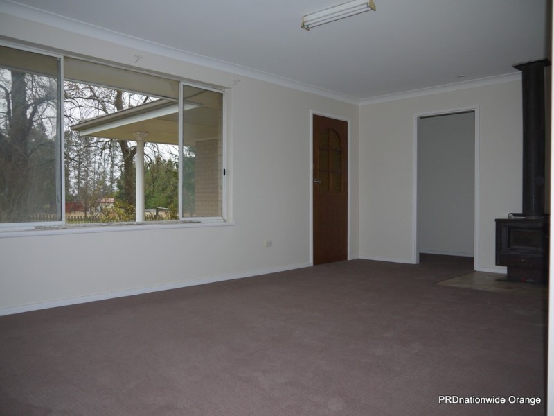 57 Canobolas Road, Orange NSW 2800
