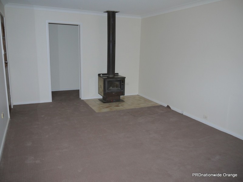57 Canobolas Road, Orange NSW 2800