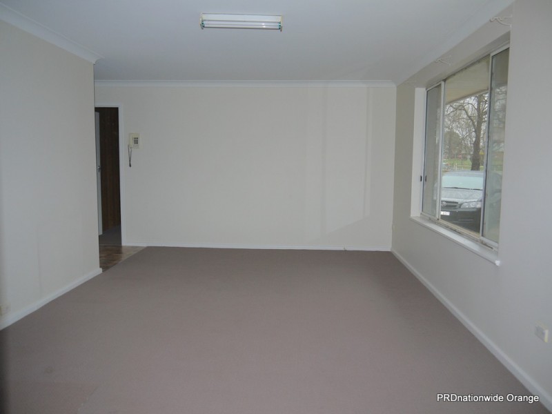 57 Canobolas Road, Orange NSW 2800