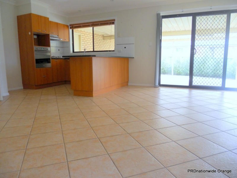 516 Anson Street, Orange NSW 2800