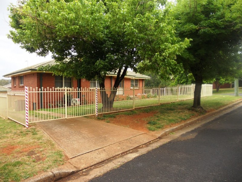 5 Goorawin Road, Orange NSW 2800