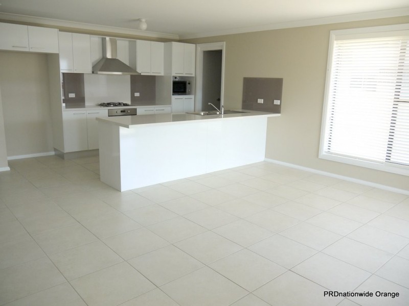 5 Abelia Close, Orange NSW 2800