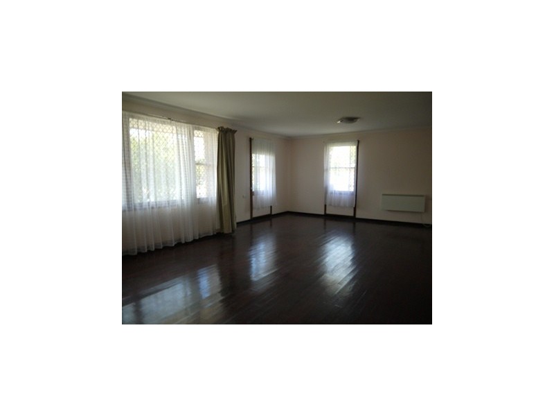 6 Tumbeelluwa Place, Orange NSW 2800
