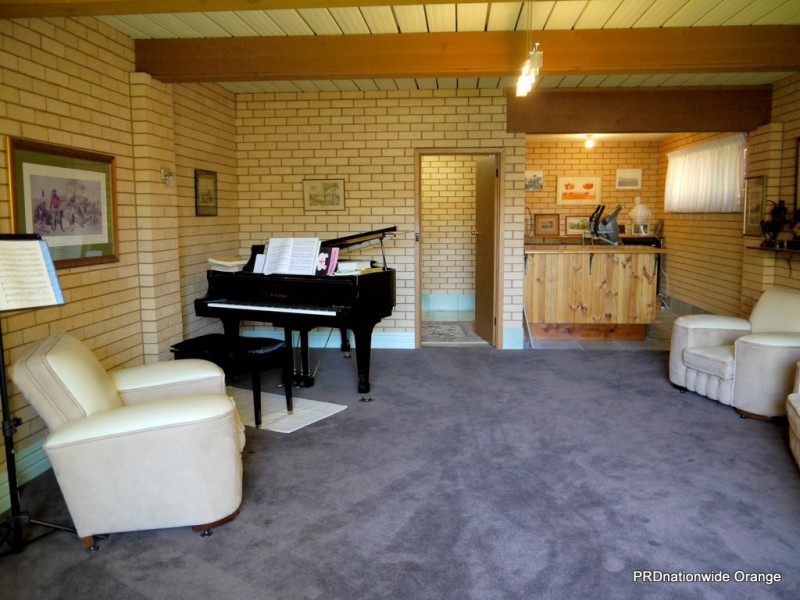 7 Thoopara, Orange NSW 2800