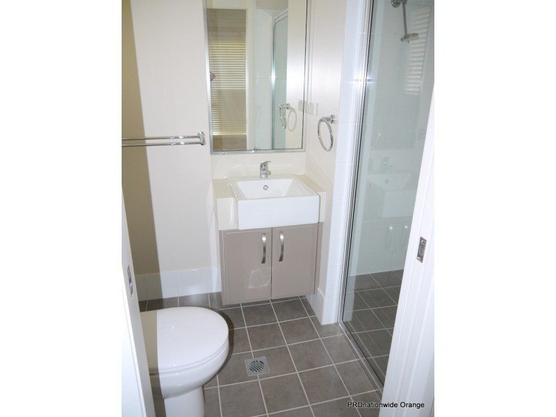 1 Abelia Close, Orange NSW 2800