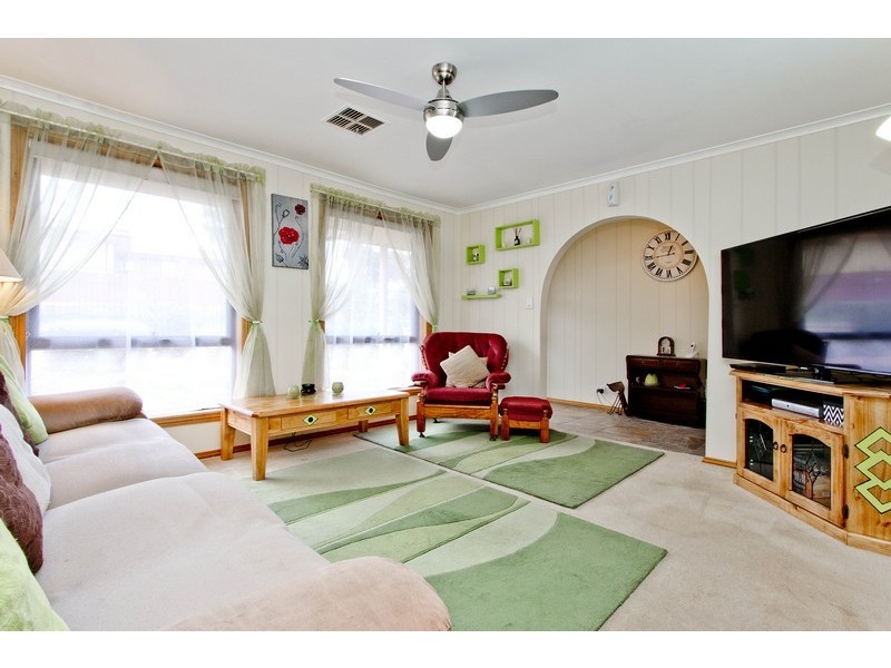 20 Hartog Street, Fairview Park SA 5126