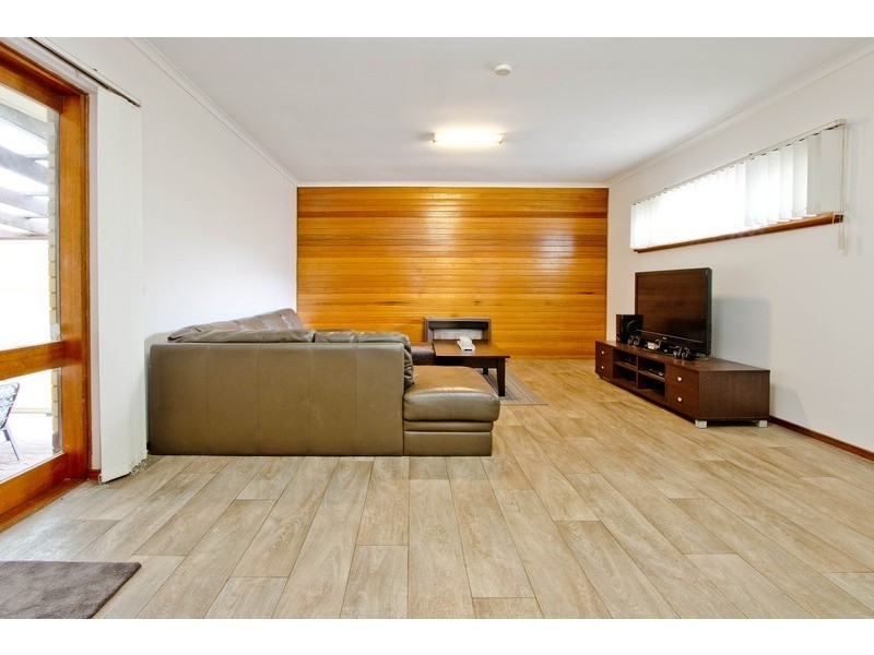 498 Bridge Road, Para Hills West SA 5096