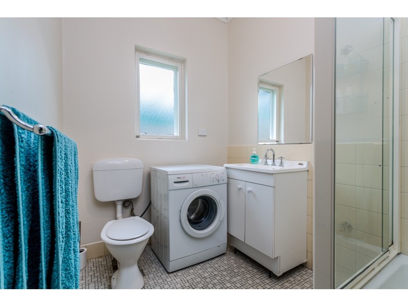 Unit 1, 10-12 Hartman Avenue, Modbury SA 5092