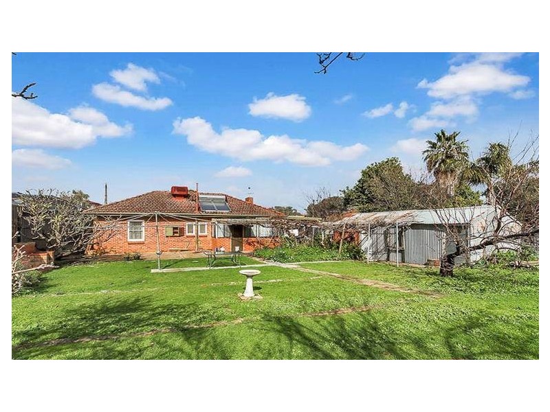 1 Fifth Avenue, St Morris SA 5068