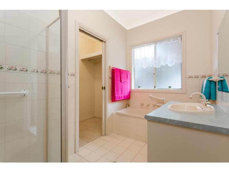 5 Glenmore Close, Greenwith SA 5125