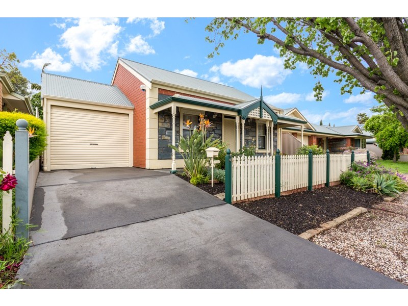 5 Glenmore Close, Greenwith SA 5125
