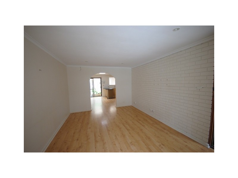 4/3 Ian Court, Modbury SA 5092