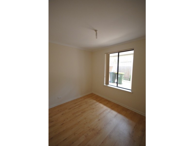 4/3 Ian Court, Modbury SA 5092