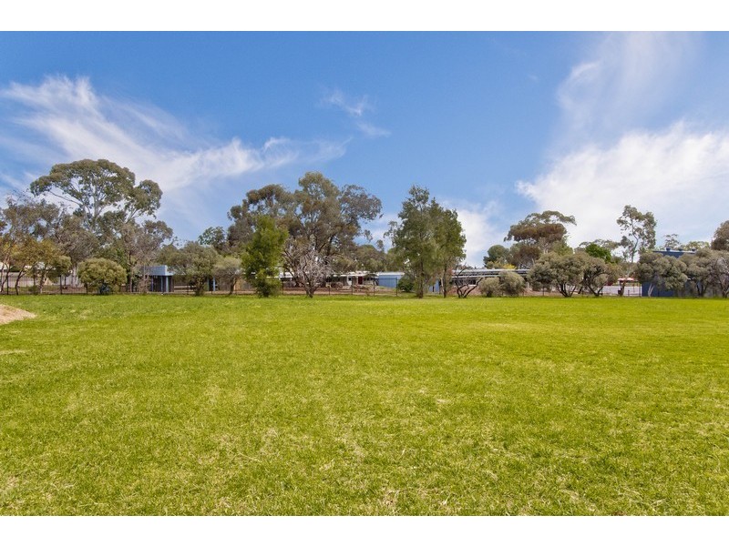 1 Lincoln Avenue, Salisbury East SA 5109