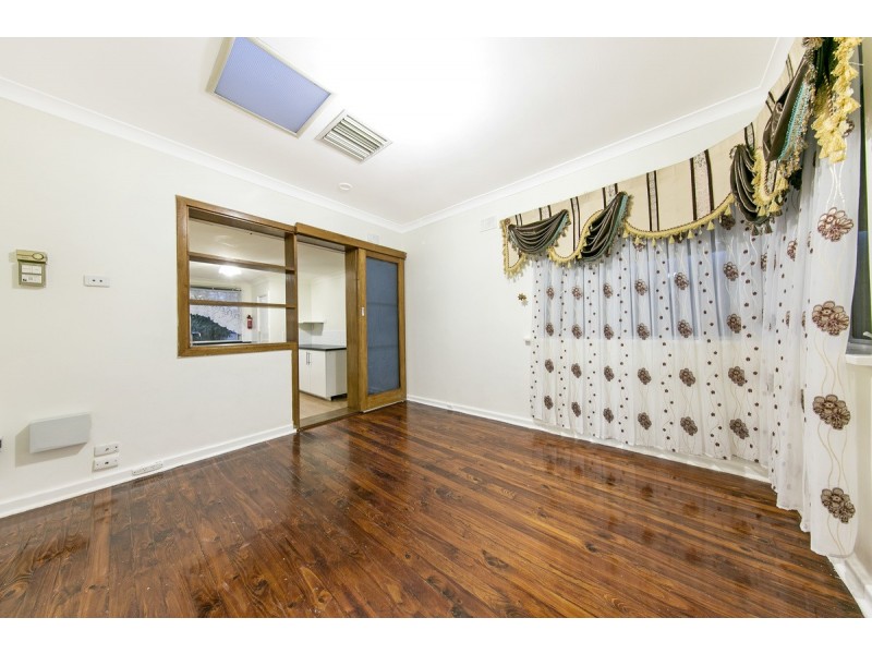 6 River Drive, Para Hills SA 5096