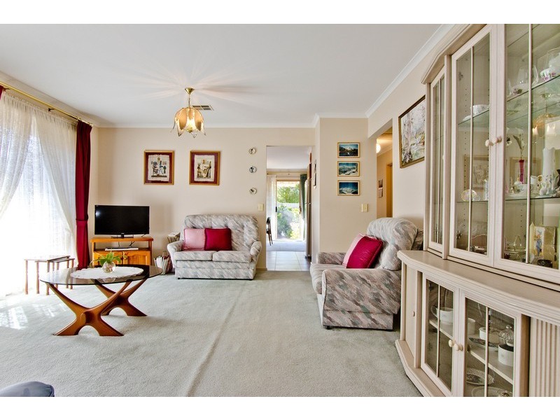 10 Old Hall Court, Oakden SA 5086