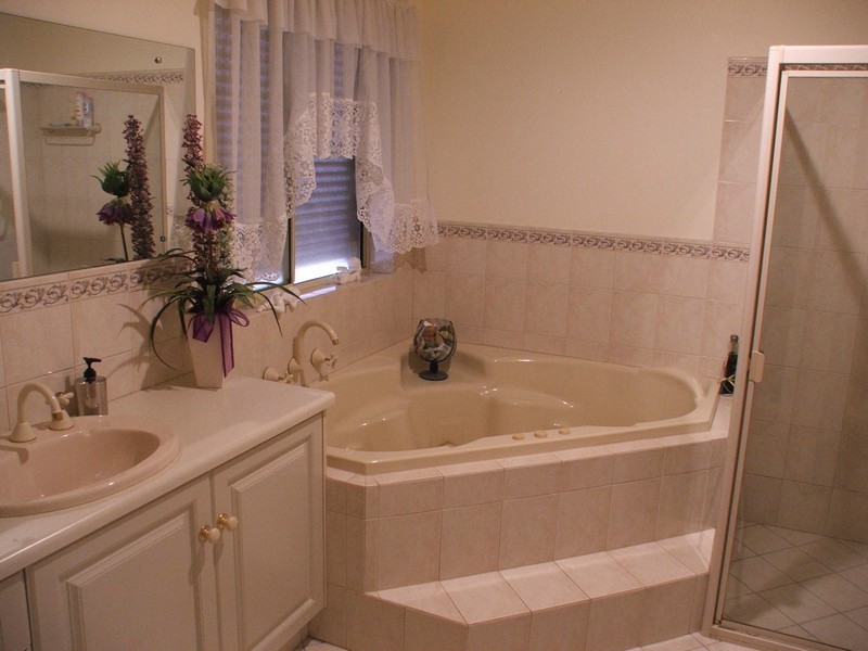 3 Amisfield Crescent, Greenwith SA 5125