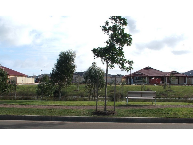 52 Springbank Boulevard, Burton SA 5110