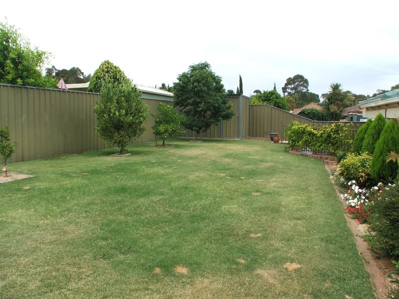137 Stanford Road, Salisbury Heights SA 5109