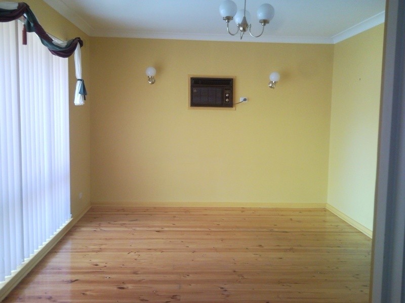 16 Gloucester Avenue, Redwood Park SA 5097