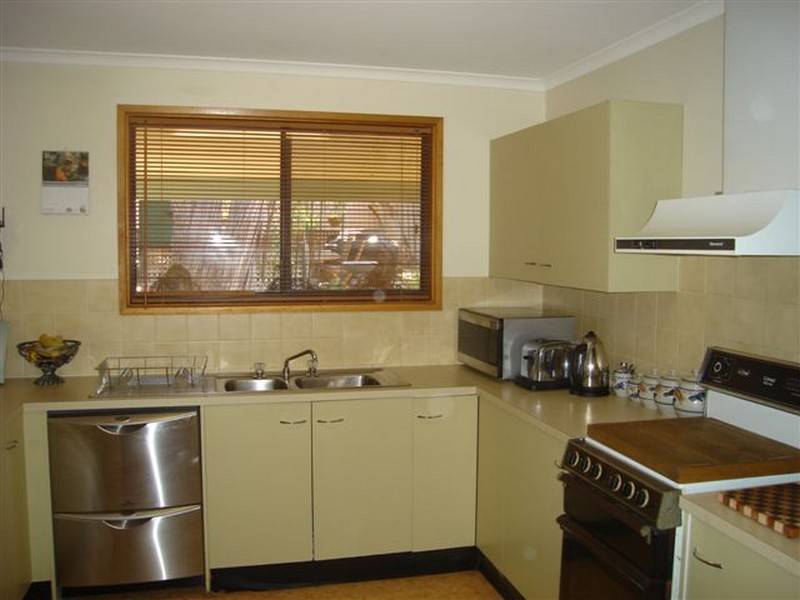 4 Anna Court, Roxby Downs SA 5725