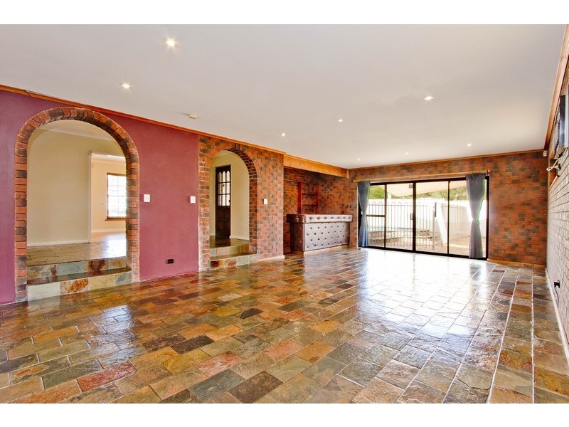 1 Lincoln Avenue, Salisbury East SA 5109