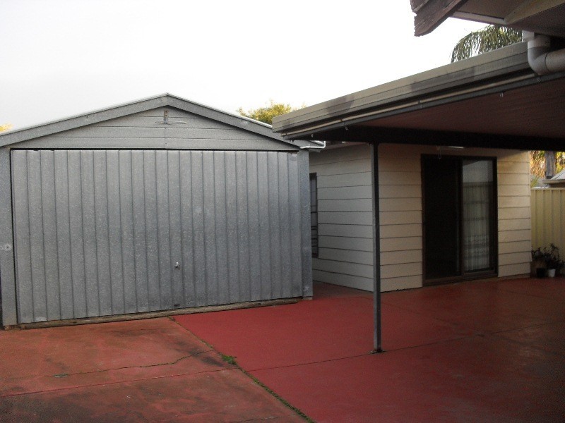 2/1 Edward Road, Ridgehaven SA 5097
