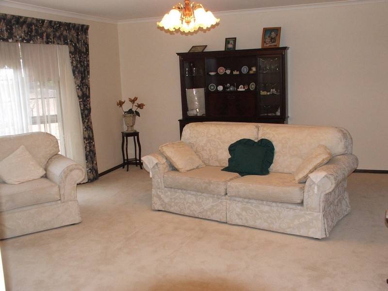 10 John Renwick Place, Modbury Heights SA 5092