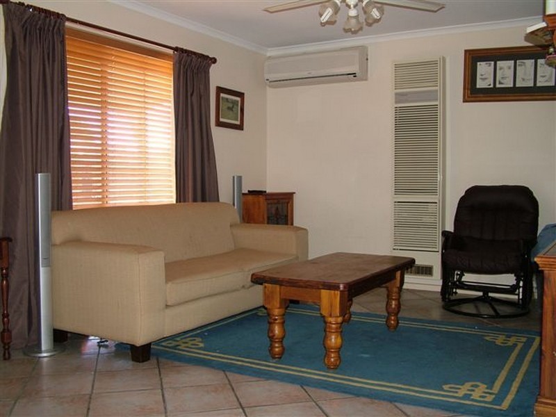 60 Hermit Street, Roxby Downs SA 5725
