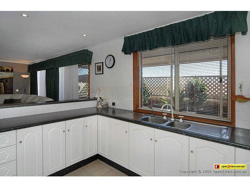 6 Rundle Court, Greenwith SA 5125