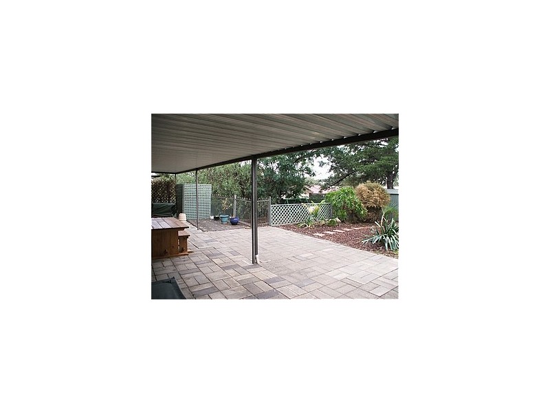 17 Lumsden Avenue, Ridgehaven SA 5097