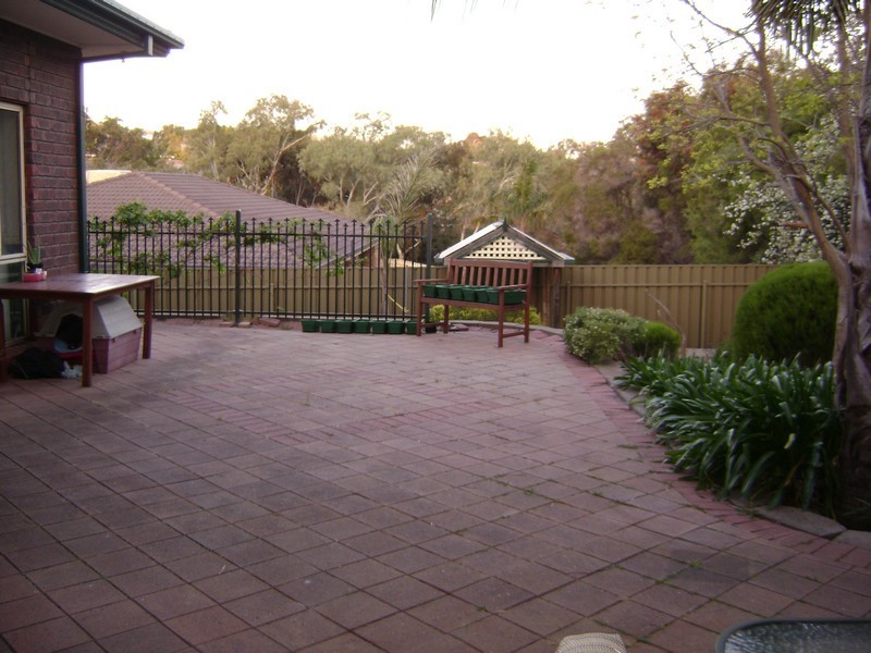 11 Taranaki Court, Greenwith SA 5125